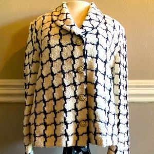 St. John boucle texture jacket perfect for any occasion